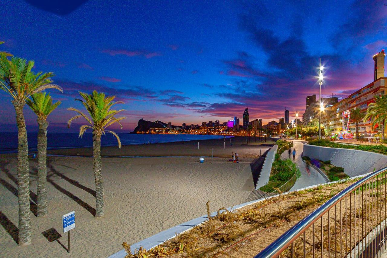 Sunset Waves Aparts By Rb Apartment Benidorm Exterior photo